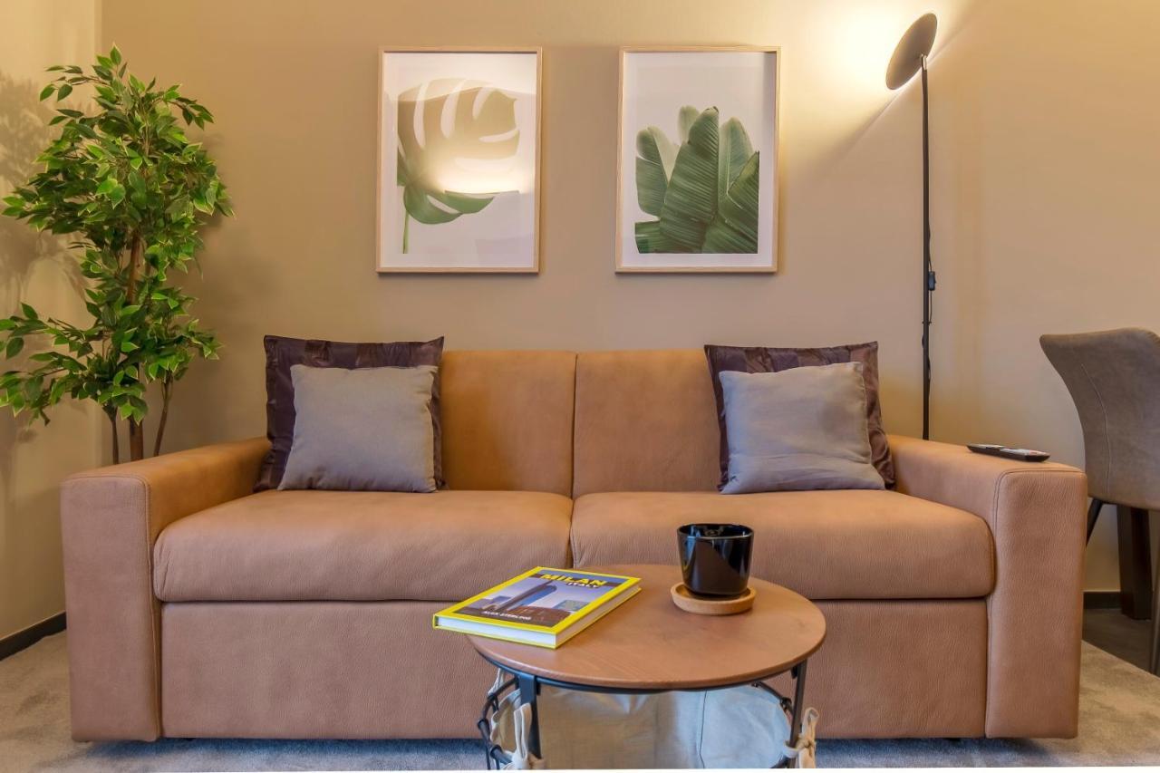 Apartment Modern & Bright 2 Bedroom Flat 50m From M4 Stop *
